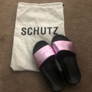 Schutz Slides